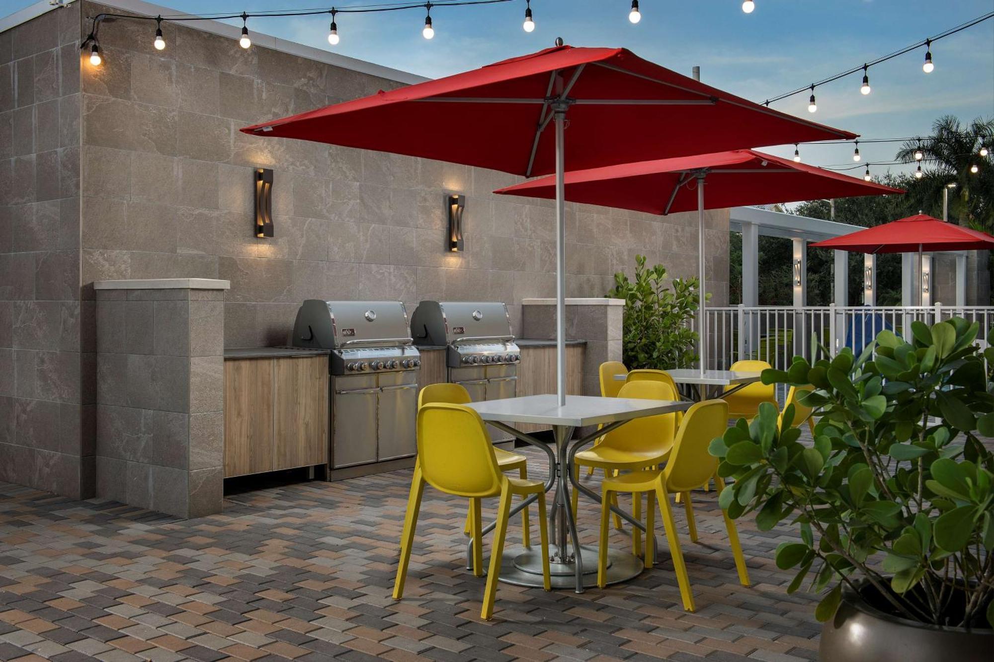 Home2 Suites By Hilton Miami Doral West Airport, Fl Екстериор снимка